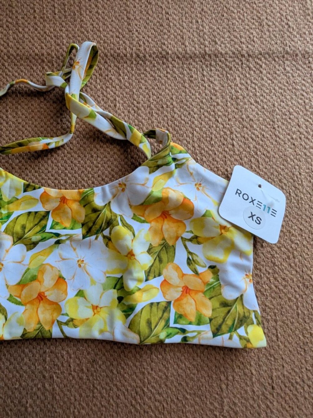 Brand new tagged Rose11e (Fused Hawaii) Hookena Top "Puakenikeni" XS